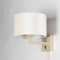 Foto 31603-6: Beige wandlamp bedlamp met ronde kap van fluweel in beige met schakelaar op de wandplaat