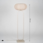 Foto 31675-1 maatindicatie: Beige vloerlamp met beige, lampion kap