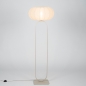 Foto 31675-2: Beige vloerlamp met beige, lampion kap