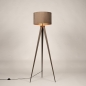 Foto 31750-2: Driepoot vloerlamp met lampenkap van taupekleurig fluweel