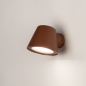 Foto 31777-2: Roodbruine wandlamp voor buiten met schemersensor