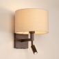 Foto 31797-1: Bruine wandlamp met beige linnen kap en leeslamp