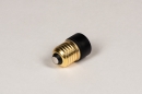 Foto 357-2: Kleines LED-Leuchtmittel mit Phasenabschnittdimmer dimmbar.