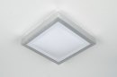 Foto 70671-3: Quadratische Deckenleuchte aus Aluminium und Kunststoff, auch als Badezimmerleuchte geeignet