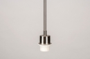Foto 71768-1: Een losse pendel als hanglamp uitgevoerd in RVS, voorzien van een doorzichtig snoer.