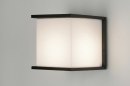 Foto 71916-1 zijaanzicht: Moderne buitenlamp voor bij de voordeur