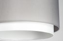 Foto 72619-2: Luxe dubbele lampenkap van stof in grijs met wit met een diameter van 47 cm