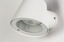 Foto 72651-11 niet_in_feed: Fraai vormgegeven design wandlamp, geschikt voor buiten of in de badkamer, voor een zeer aantrekkelijke prijs
