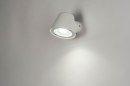 Foto 72651-4 schuinaanzicht: Fraai vormgegeven design wandlamp, geschikt voor buiten of in de badkamer, voor een zeer aantrekkelijke prijs