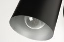 Foto 72771-7 detailfoto: Moderne, strakke wandlamp uitgevoerd in de kleur mat zwart / zilver.
