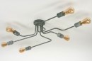Foto 72879-5 schuinaanzicht: Strakke, minimalistische fittinglamp voor aan het plafond uitgevoerd in een beton grijze kleur.