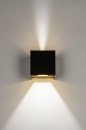Foto 73090-19 vooraanzicht: Strakke, mat zwarte, led wandlamp met goudkleurige binnenkant voorzien van led.