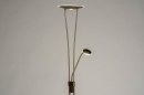 Foto 73188-5 schuinaanzicht: Moderne led vloerlamp uitgevoerd in brons en voorzien van een uplighter en een leeslamp