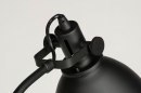 Foto 73289-8 detailfoto: Zwarte staande lamp met een retro design 