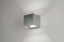 Foto 73441-5: Moderne vierkante wandlamp van aluminium