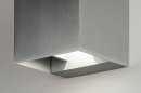 Foto 73441-9: Moderne vierkante wandlamp van aluminium