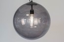 Foto 73462-2: Hanglamp met grote bol van rookglas