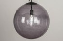 Foto 73462-3: Hanglamp met grote bol van rookglas