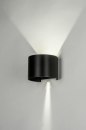 Foto 73479-2: Strakke en veelzijdige led-wandlamp, uitgevoerd in mat zwart, voor zowel binnen- als buitengebruik. 