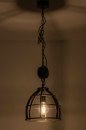 Foto 73502-2: Industriële hanglamp in het zwart met hout