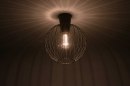 Foto 73632-1: Trendy plafondlamp / bollamp in mat zwarte uitvoering als draadlamp.