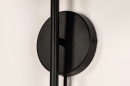 Foto 73811-8 detailfoto: Moderne, zwarte wandlamp voorzien met messingkleurige details, geschikt voor led.