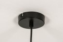 Foto 73850-8 detailfoto: Zwarte hanglamp met glazen bol van rookglas en messing detail