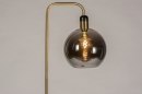 Foto 73852-2: Retro vloerlamp in goudkleur met rookglas kap, geschikt voor led.