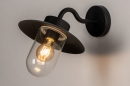 Foto 73888-2: Sehr elegante Außenlampe mit einer authentischen Ausstrahlung und für LED geeignet.