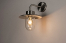 Foto 73891-1: Sehr elegante Außenlampe mit einer authentischen Ausstrahlung und für LED geeignet.