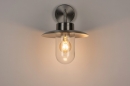 Foto 73891-3: Sehr elegante Außenlampe mit einer authentischen Ausstrahlung und für LED geeignet.