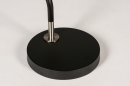 Foto 74104-9 detailfoto: Industriële tafellamp in zwart met staal en detail van leer