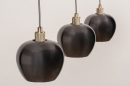Foto 74205-16: Moderne hanglamp voorzien van drie metalen kappen, geschikt voor vervangbaar led.