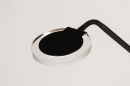 Foto 74216-11 detailfoto: Moderne led uplighter en draaibare leeslamp in het zwart met dimbare led verlichting