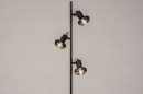 Foto 74249-3 schuinaanzicht: Zwarte staande lamp met drie kappen van smoke glass