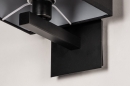 Foto 74301-9: Moderne zwarte wandlamp in vierkante vormgeving, geschikt voor vervangbaar led.