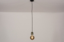 Foto 74376-3: Sfeervolle fittinglamp uitgevoerd in rookglas, geschikt voor diverse soorten led lichtbollen. 