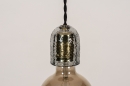 Foto 74376-8: Sfeervolle fittinglamp uitgevoerd in rookglas, geschikt voor diverse soorten led lichtbollen. 