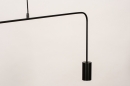 Foto 74378-17: Zwarte design hanglamp met bol van wit glas