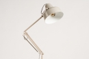Foto 74383-5 schuinaanzicht: Staande leeslamp in retro design en beige kleur
