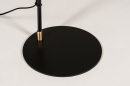 Foto 74399-10: Moderne Stehleuchte in schwarz/messing, für austauschbare LED geeignet..