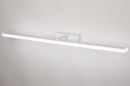 Foto 74406-3: Moderne en zeer functionele wandlamp / spiegellamp / badkamerlamp voorzien van led verlichting.