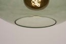 Foto 74441-15 detailfoto: Moderne, sfeervolle plafondlamp voorzien van groen glas, geschikt voor vervangbaar led verlichting.