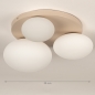 Foto 74553-1 maatindicatie: Beige plafondlamp rond met drie opaalglazen 