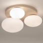 Foto 74553-2: Beige plafondlamp rond met drie opaalglazen 