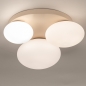 Foto 74553-3 niet_in_feed: Beige plafondlamp rond met drie opaalglazen 