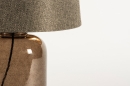 Foto 74655-4: Grosse Luxus-Tischlampe aus Glas in Dunkelbraun mit Leinen-Lampenschirm mit goldener Innenseite
