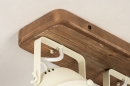 Foto 74657-10: Landelijke plafondlamp met hout en witte spots