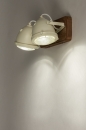 Foto 74657-12: Landelijke plafondlamp met hout en witte spots