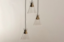 Foto 74676-3: Hanglamp met heldere glazen en messing fittingen aan ronde plafondplaat 